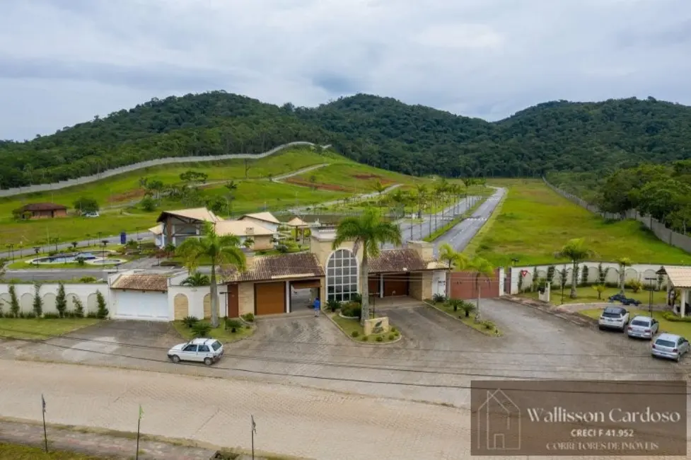 Foto 3 de Terreno / Lote à venda, 380m2 em Camboriu - SC
