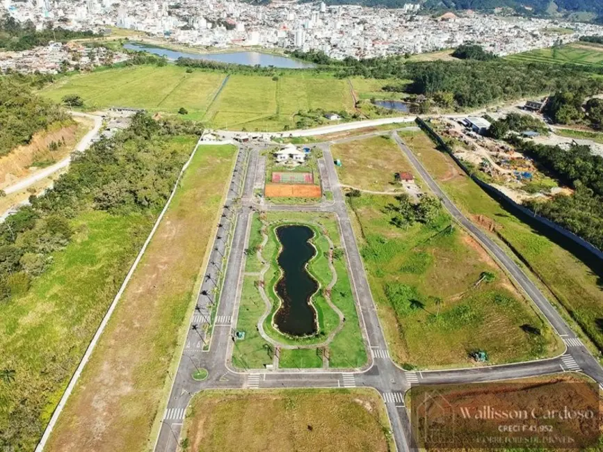 Foto 9 de Terreno / Lote à venda, 380m2 em Camboriu - SC