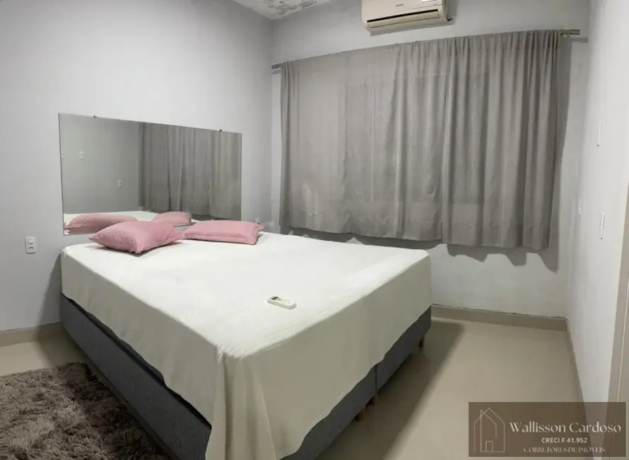 Foto 3 de Casa com 2 quartos à venda, 268m2 em Camboriu - SC