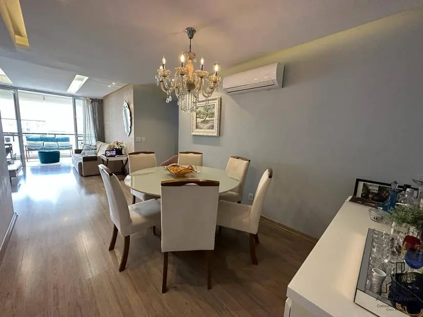 Foto 2 de Apartamento com 4 quartos à venda, 144m2 em Rio De Janeiro - RJ