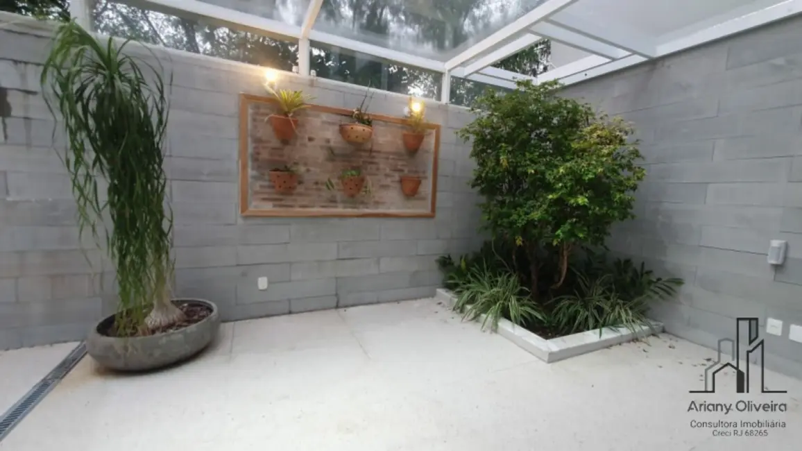 Casa de Condomínio com 4 quartos à venda, 578m2 em Recreio dos Bandeirantes, Rio De Janeiro - RJ - imagem 4 Foto 4 de Casa de Condomínio com 4 quartos à venda, 578m2 em Recreio dos Bandeirantes, Rio De Janeiro - RJ