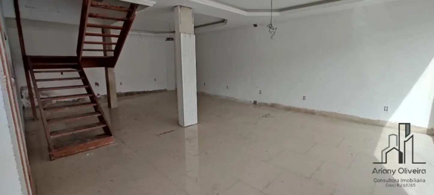 Foto 4 de Casa com 5 quartos à venda, 320m2 em Campo Grande, Rio De Janeiro - RJ