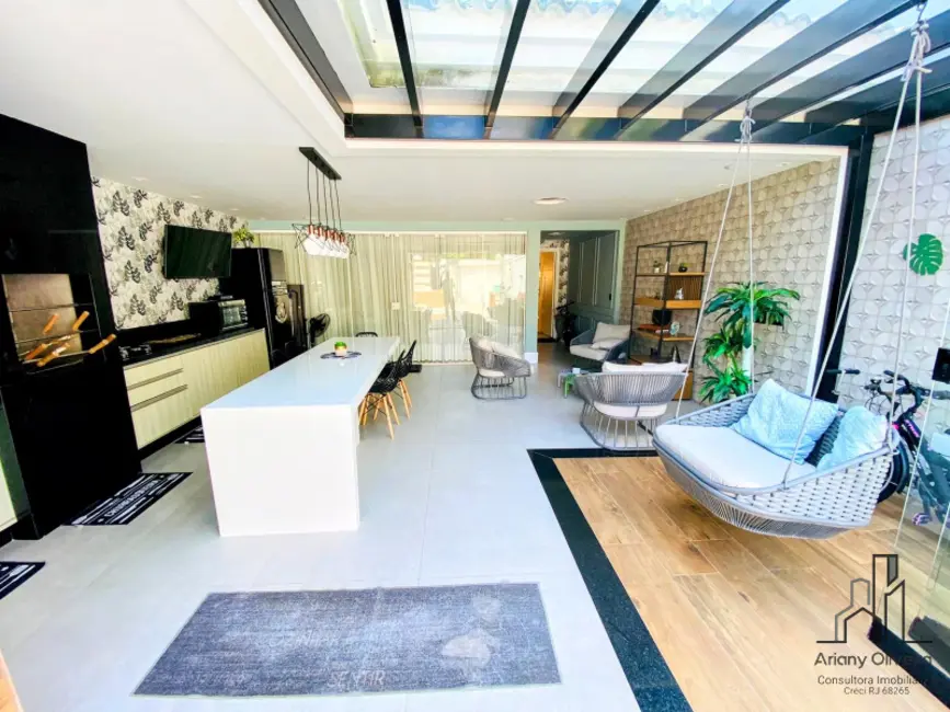 Foto 3 de Casa de Condomínio com 4 quartos à venda, 262m2 em Barra da Tijuca, Rio De Janeiro - RJ