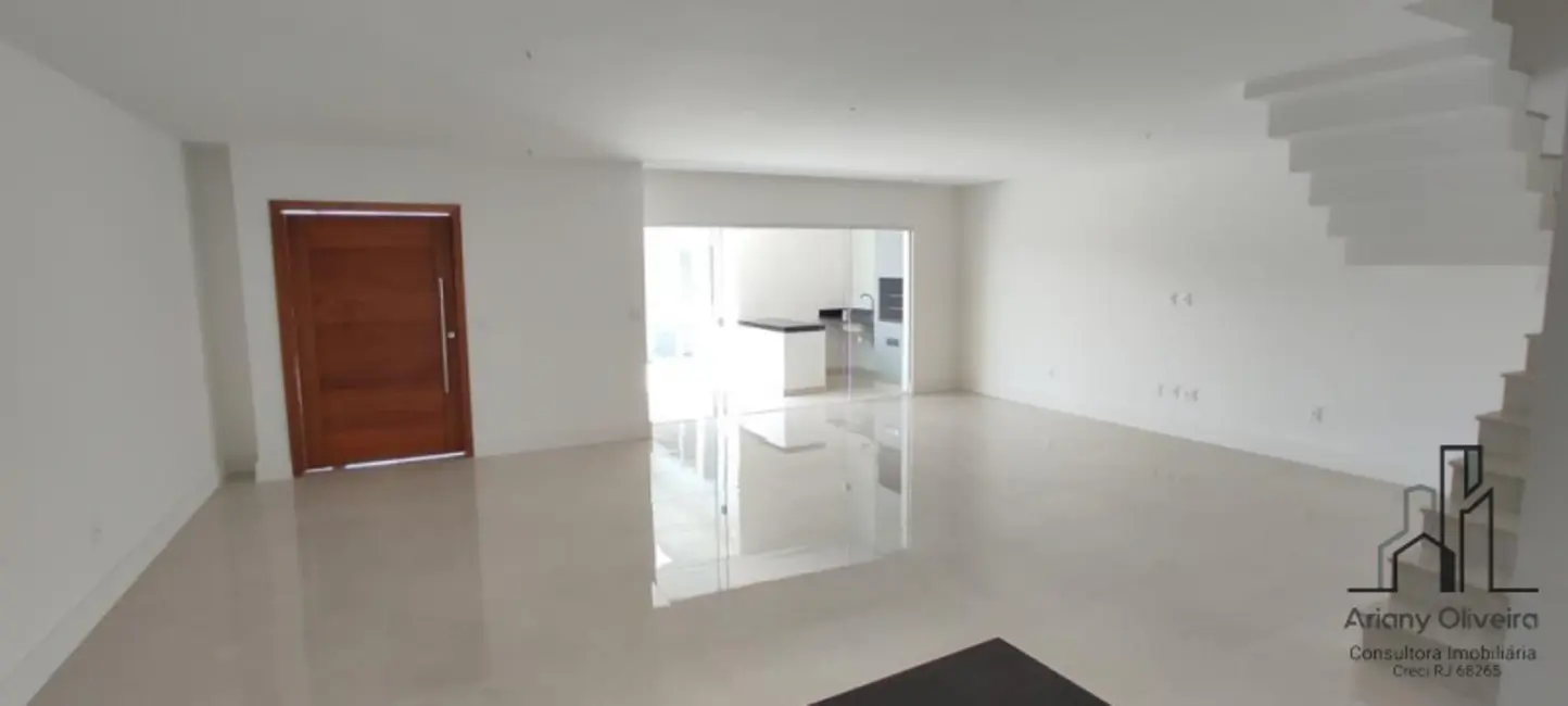 Foto 3 de Casa de Condomínio com 4 quartos à venda, 380m2 em Recreio dos Bandeirantes, Rio De Janeiro - RJ