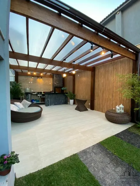 Casa de Condomínio com 4 quartos à venda, 370m2 em Recreio dos Bandeirantes, Rio De Janeiro - RJ - imagem 5 Foto 5 de Casa de Condomínio com 4 quartos à venda, 370m2 em Recreio dos Bandeirantes, Rio De Janeiro - RJ