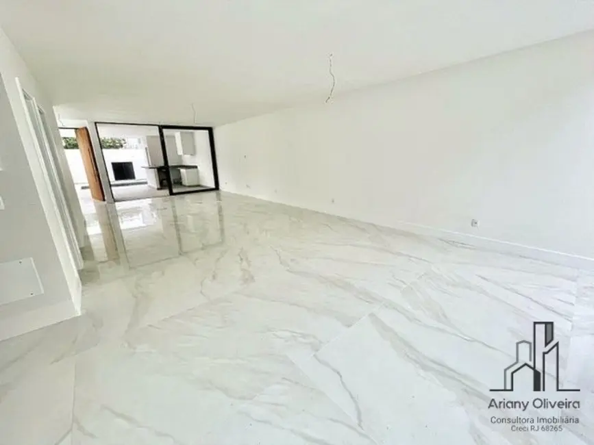 Casa de Condomínio com 4 quartos à venda, 310m2 em Recreio dos Bandeirantes, Rio De Janeiro - RJ - imagem 7 Foto 7 de Casa de Condomínio com 4 quartos à venda, 310m2 em Recreio dos Bandeirantes, Rio De Janeiro - RJ