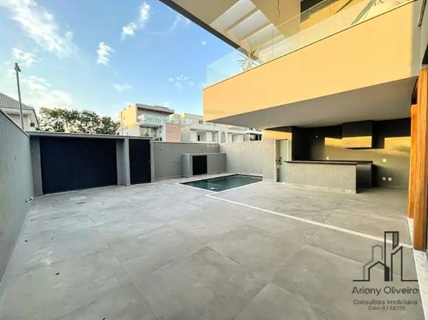 Casa de Condomínio com 4 quartos à venda, 310m2 em Recreio dos Bandeirantes, Rio De Janeiro - RJ - imagem 4 Foto 4 de Casa de Condomínio com 4 quartos à venda, 310m2 em Recreio dos Bandeirantes, Rio De Janeiro - RJ