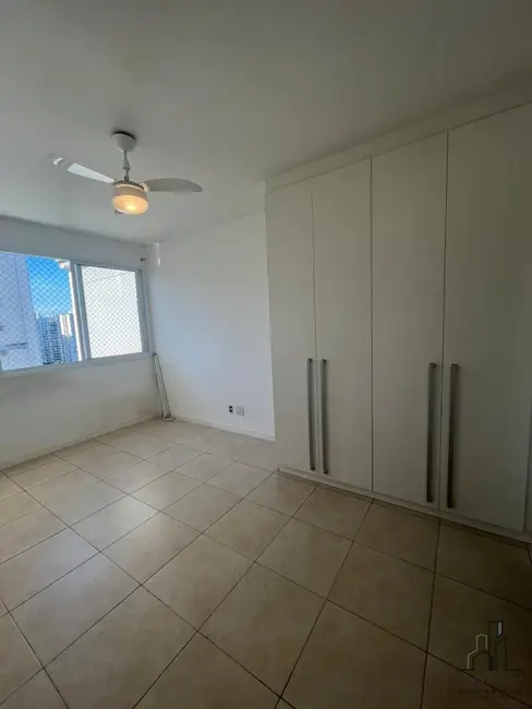 Foto 9 de Apartamento com 2 quartos à venda, 70m2 em Rio De Janeiro - RJ