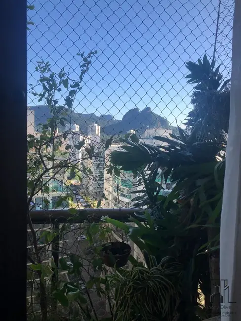 Foto 2 de Apartamento com 2 quartos à venda, 70m2 em Jacarepaguá, Rio De Janeiro - RJ