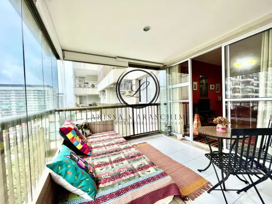 Foto 3 de Apartamento com 2 quartos à venda, 78m2 em Jacarepaguá, Rio De Janeiro - RJ