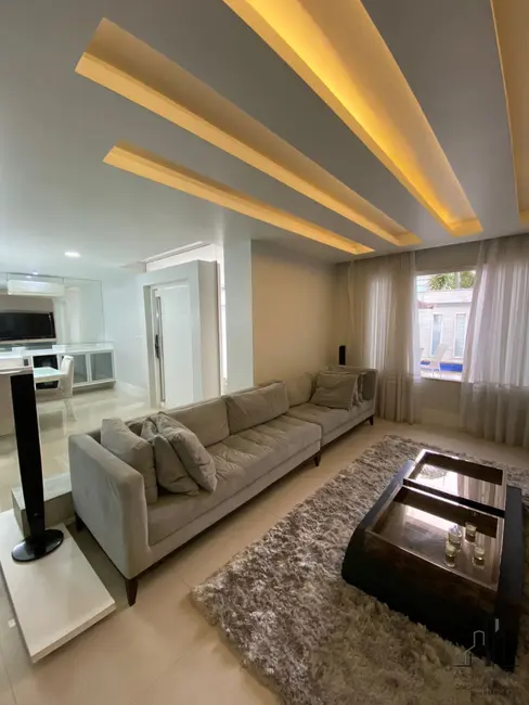 Casa de Condomínio com 4 quartos à venda, 420m2 em Recreio dos Bandeirantes, Rio De Janeiro - RJ - imagem 6 Foto 6 de Casa de Condomínio com 4 quartos à venda, 420m2 em Recreio dos Bandeirantes, Rio De Janeiro - RJ