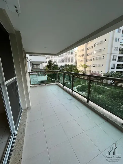 Foto 2 de Apartamento com 2 quartos à venda, 78m2 em Jacarepaguá, Rio De Janeiro - RJ