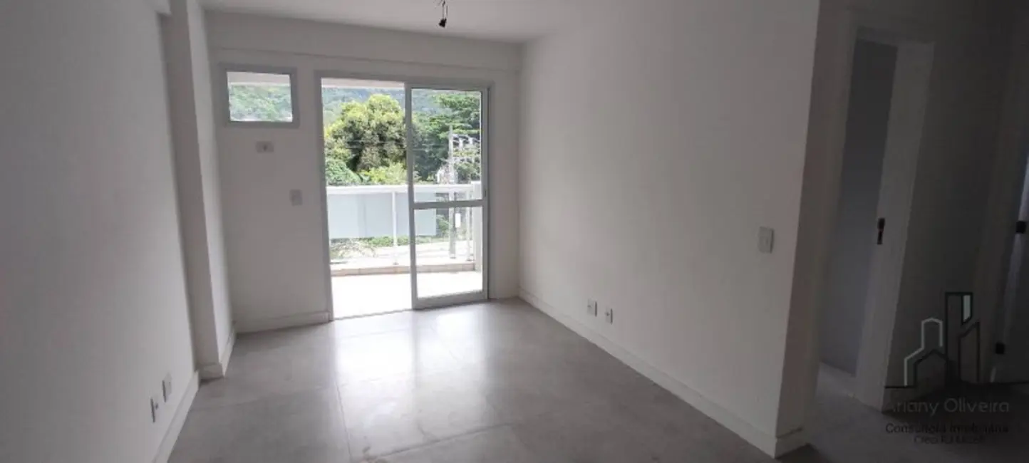 Foto 2 de Apartamento com 1 quarto à venda, 48m2 em Vargem Pequena, Rio De Janeiro - RJ