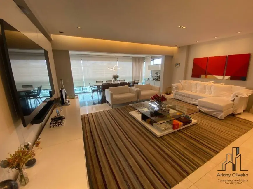 Apartamento com 4 quartos à venda, 320m2 em Barra da Tijuca, Rio De Janeiro - RJ - imagem 1 Foto 1 de Apartamento com 4 quartos à venda, 320m2 em Barra da Tijuca, Rio De Janeiro - RJ
