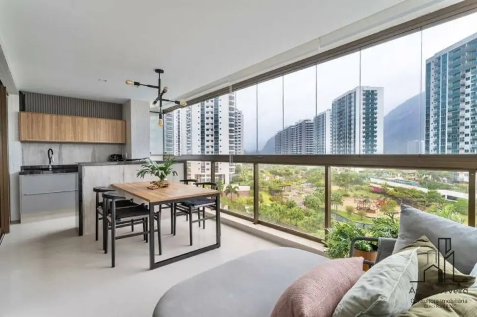 Apartamento com 3 quartos à venda, 160m2 em Barra da Tijuca, Rio De Janeiro - RJ - imagem 3 Foto 3 de Apartamento com 3 quartos à venda, 160m2 em Barra da Tijuca, Rio De Janeiro - RJ