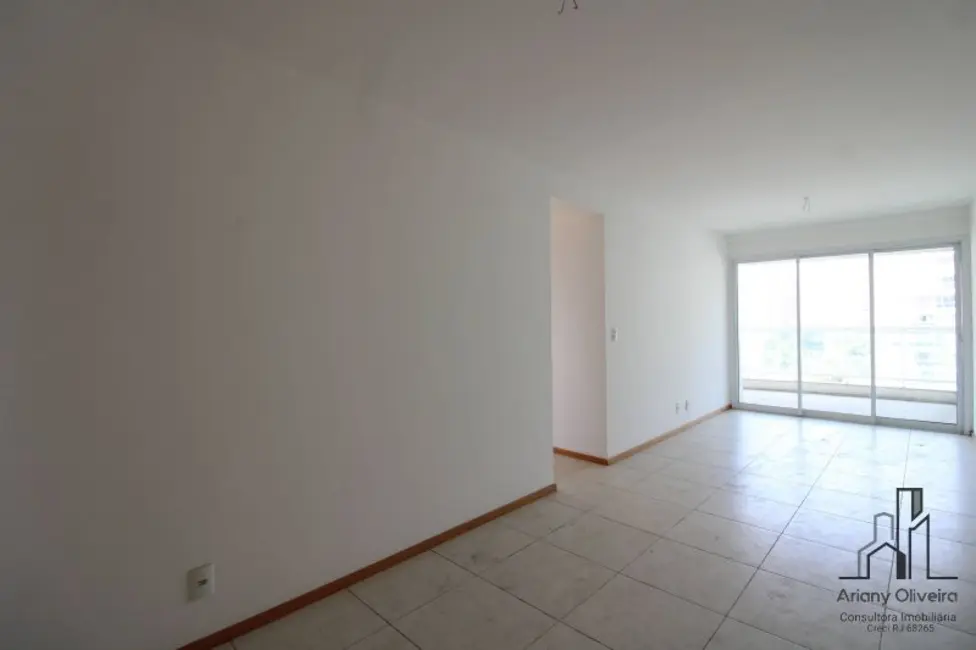 Foto 2 de Apartamento com 3 quartos à venda, 83m2 em Jacarepaguá, Rio De Janeiro - RJ