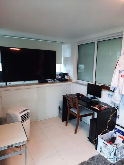 Apartamento com 3 quartos à venda, 104m2 em Barra da Tijuca, Rio De Janeiro - RJ - imagem 4 Foto 4 de Apartamento com 3 quartos à venda, 104m2 em Barra da Tijuca, Rio De Janeiro - RJ