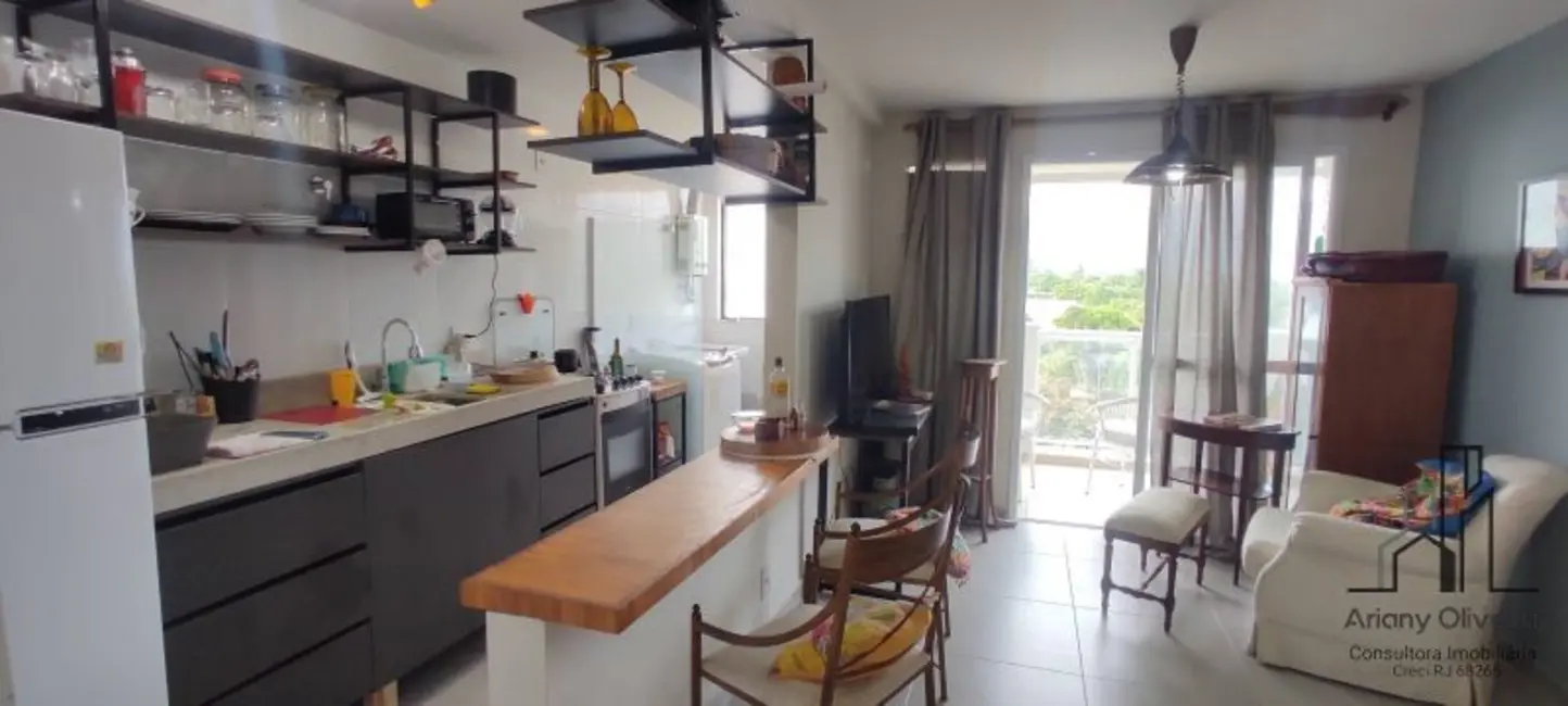 Foto 2 de Apartamento com 1 quarto para alugar, 48m2 em Vargem Pequena, Rio De Janeiro - RJ