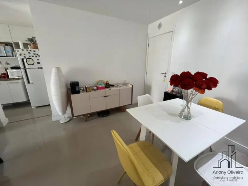 Foto 3 de Apartamento com 2 quartos à venda, 70m2 em Rio De Janeiro - RJ