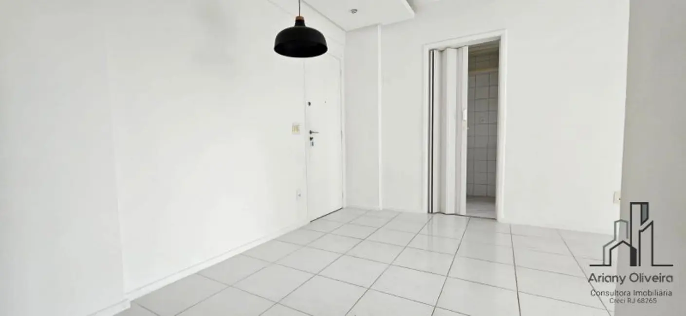 Foto 3 de Apartamento com 2 quartos à venda, 70m2 em Rio De Janeiro - RJ