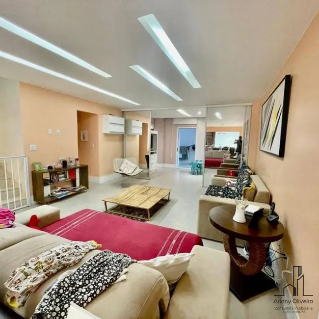Casa de Condomínio com 4 quartos à venda, 358m2 em Barra da Tijuca, Rio De Janeiro - RJ - imagem 5 Foto 5 de Casa de Condomínio com 4 quartos à venda, 358m2 em Barra da Tijuca, Rio De Janeiro - RJ