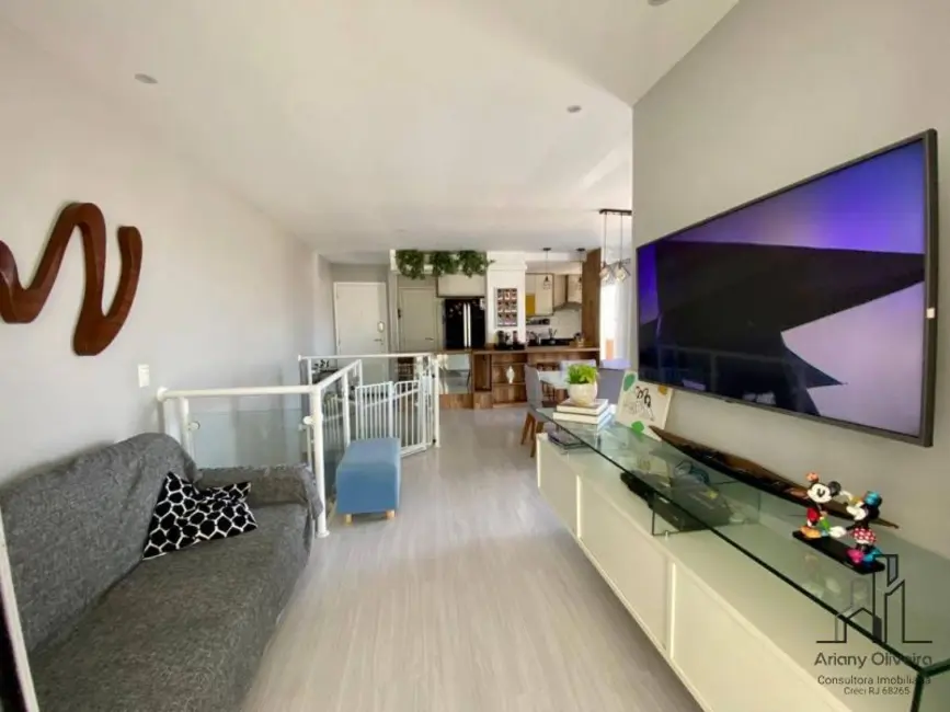 Cobertura com 3 quartos para alugar, 181m2 em Recreio dos Bandeirantes, Rio De Janeiro - RJ - imagem 5 Foto 5 de Cobertura com 3 quartos para alugar, 181m2 em Recreio dos Bandeirantes, Rio De Janeiro - RJ