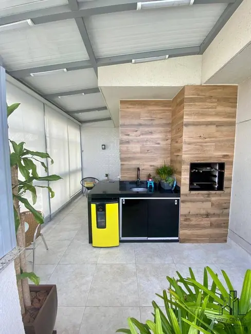 Cobertura com 3 quartos para alugar, 181m2 em Recreio dos Bandeirantes, Rio De Janeiro - RJ - imagem 3 Foto 3 de Cobertura com 3 quartos para alugar, 181m2 em Recreio dos Bandeirantes, Rio De Janeiro - RJ