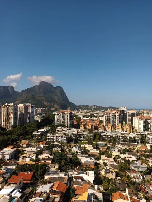 Foto 2 de Apartamento com 2 quartos à venda, 74m2 em Barra da Tijuca, Rio De Janeiro - RJ