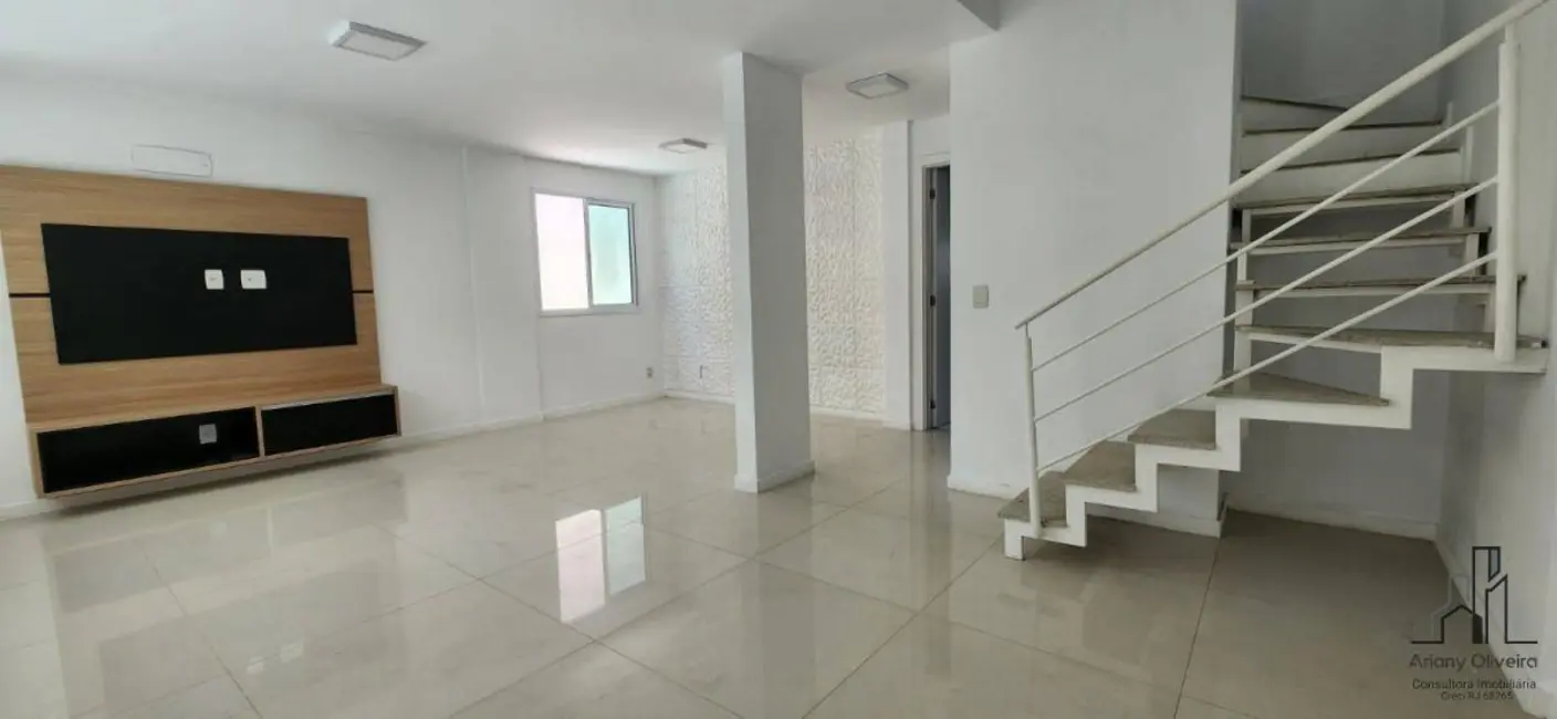Casa de Condomínio com 4 quartos à venda, 156m2 em Recreio dos Bandeirantes, Rio De Janeiro - RJ - imagem 1 Foto 1 de Casa de Condomínio com 4 quartos à venda, 156m2 em Recreio dos Bandeirantes, Rio De Janeiro - RJ