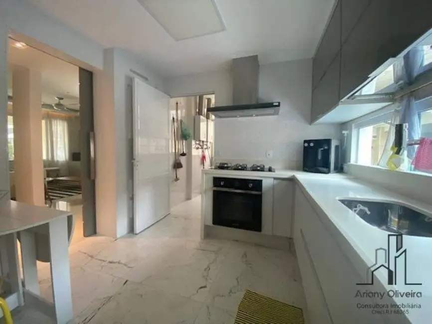 Casa de Condomínio com 4 quartos à venda, 156m2 em Recreio dos Bandeirantes, Rio De Janeiro - RJ - imagem 7 Foto 7 de Casa de Condomínio com 4 quartos à venda, 156m2 em Recreio dos Bandeirantes, Rio De Janeiro - RJ