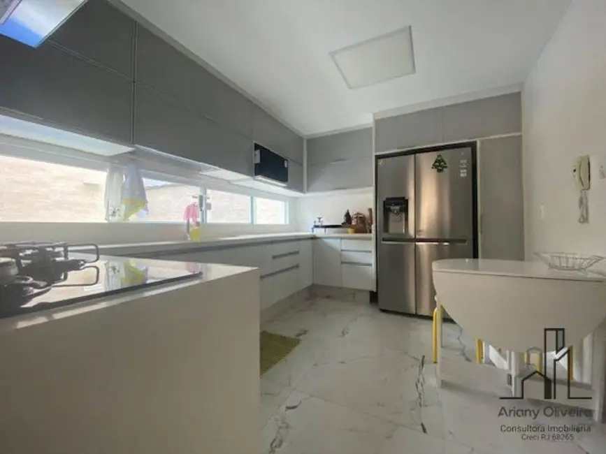 Casa de Condomínio com 4 quartos à venda, 156m2 em Recreio dos Bandeirantes, Rio De Janeiro - RJ - imagem 5 Foto 5 de Casa de Condomínio com 4 quartos à venda, 156m2 em Recreio dos Bandeirantes, Rio De Janeiro - RJ