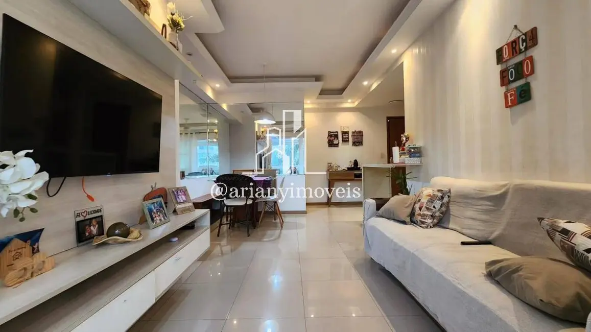 Foto 2 de Apartamento com 3 quartos à venda, 85m2 em Rio De Janeiro - RJ