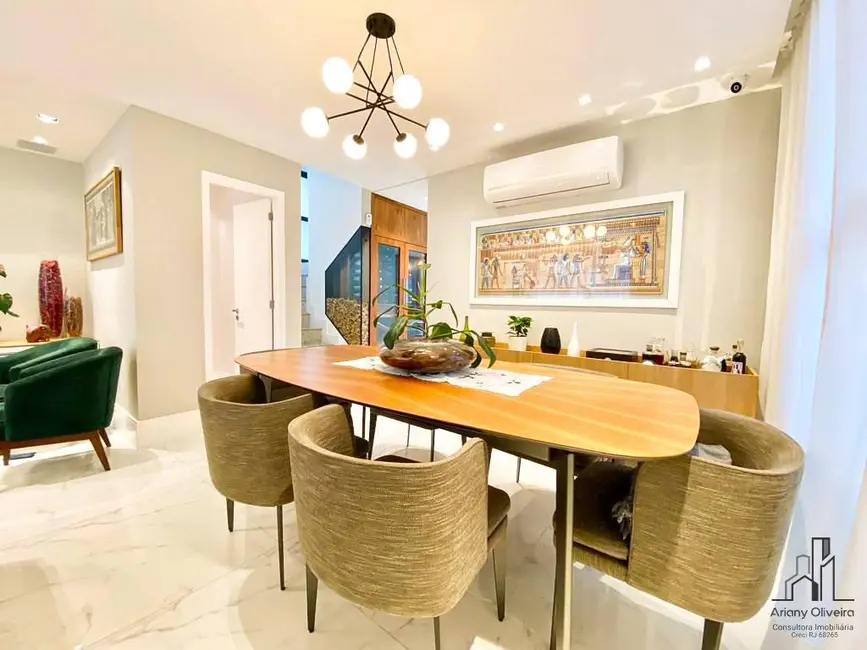 Casa de Condomínio com 4 quartos à venda, 192m2 em Recreio dos Bandeirantes, Rio De Janeiro - RJ - imagem 5 Foto 5 de Casa de Condomínio com 4 quartos à venda, 192m2 em Recreio dos Bandeirantes, Rio De Janeiro - RJ