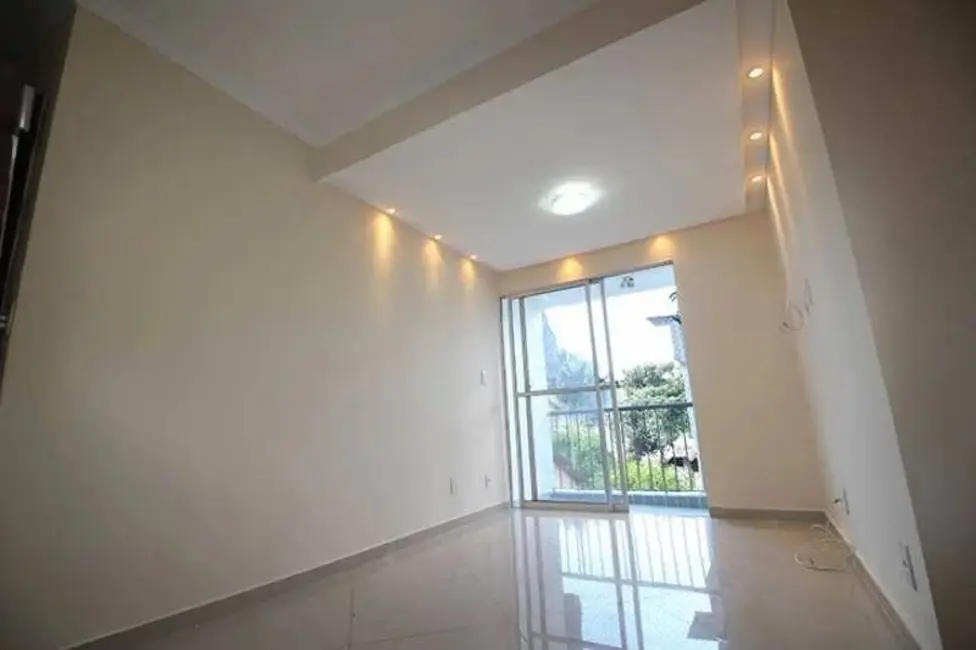 Foto 2 de Apartamento com 2 quartos à venda, 53m2 em Taquara, Rio De Janeiro - RJ