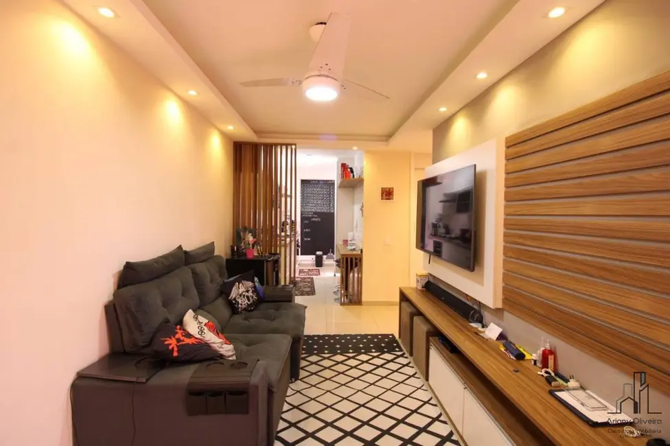 Foto 4 de Apartamento com 2 quartos à venda, 45m2 em Camorim, Rio De Janeiro - RJ