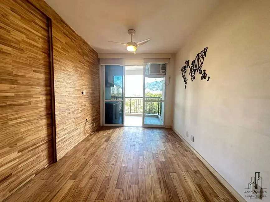 Foto 3 de Apartamento com 2 quartos à venda, 70m2 em Rio De Janeiro - RJ