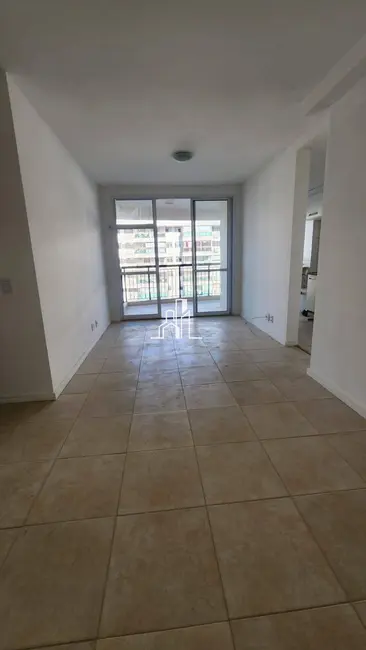 Foto 4 de Apartamento com 2 quartos para alugar, 70m2 em Jacarepaguá, Rio De Janeiro - RJ
