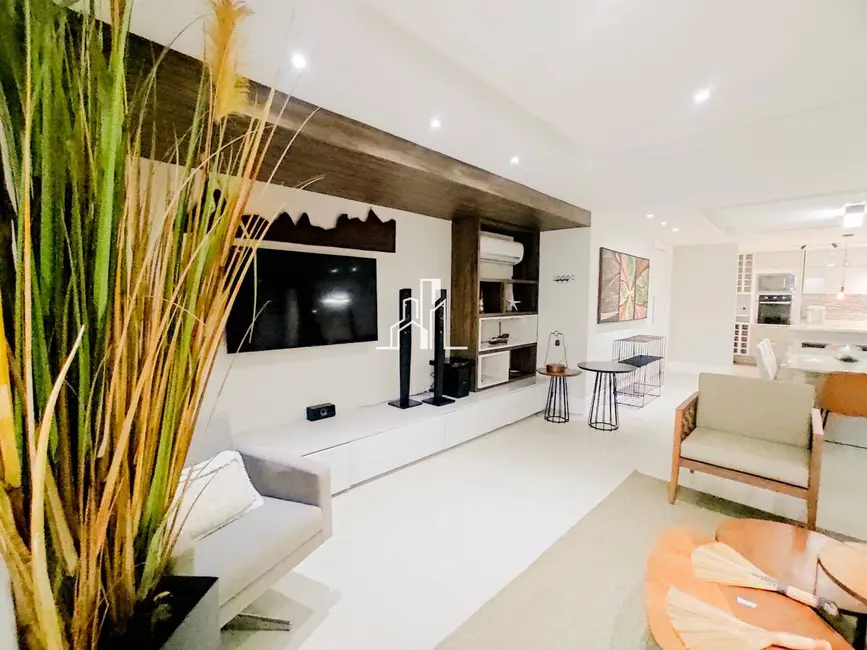 Apartamento com 3 quartos para alugar, 166m2 em Jacarepaguá, Rio De Janeiro - RJ - imagem 6 Foto 6 de Apartamento com 3 quartos para alugar, 166m2 em Jacarepaguá, Rio De Janeiro - RJ