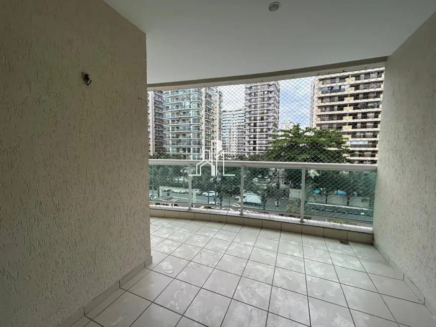 Apartamento com 3 quartos à venda, 80m2 em Rio De Janeiro - RJ - imagem 3 Foto 3 de Apartamento com 3 quartos à venda, 80m2 em Rio De Janeiro - RJ