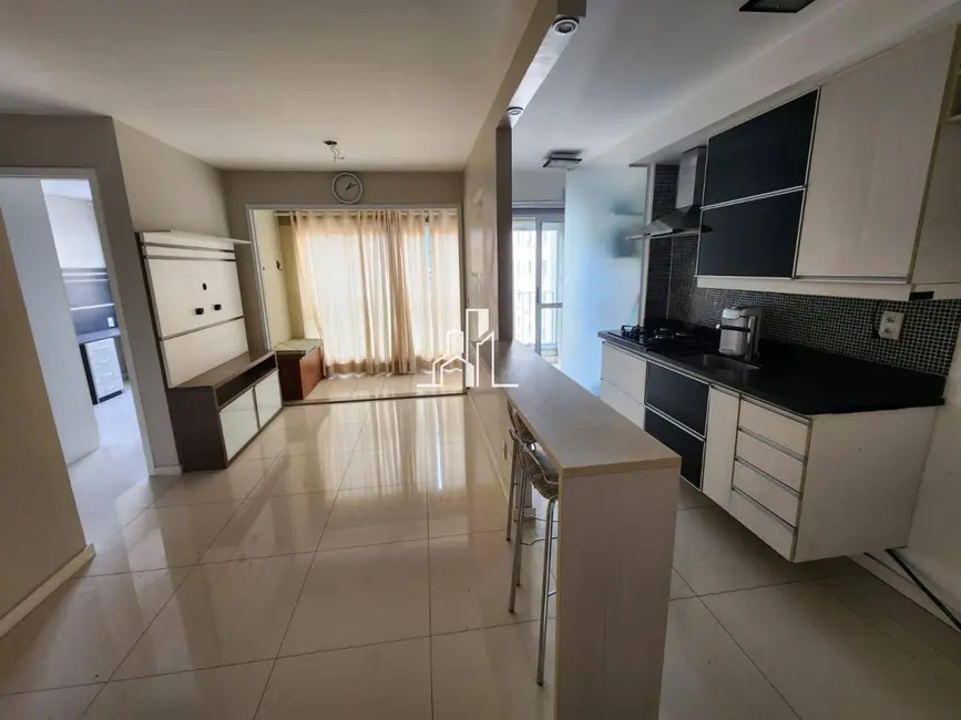 Foto 2 de Apartamento com 2 quartos à venda, 60m2 em Camorim, Rio De Janeiro - RJ