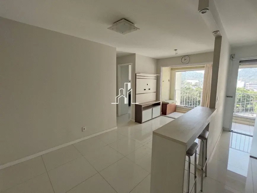 Foto 3 de Apartamento com 2 quartos à venda, 60m2 em Camorim, Rio De Janeiro - RJ