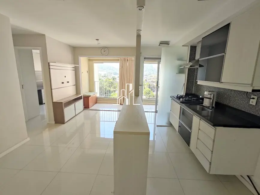 Foto 2 de Apartamento com 2 quartos à venda, 60m2 em Camorim, Rio De Janeiro - RJ