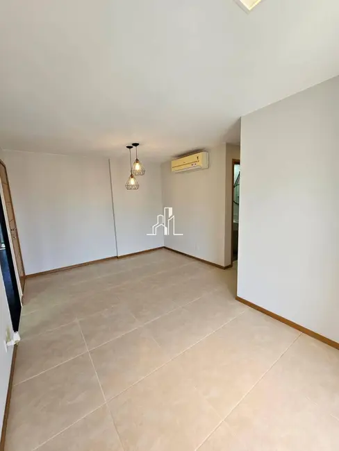 Foto 4 de Apartamento com 3 quartos à venda, 86m2 em Rio De Janeiro - RJ