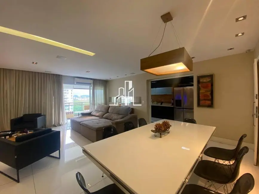 Foto 2 de Apartamento com 3 quartos à venda, 150m2 em Jacarepaguá, Rio De Janeiro - RJ