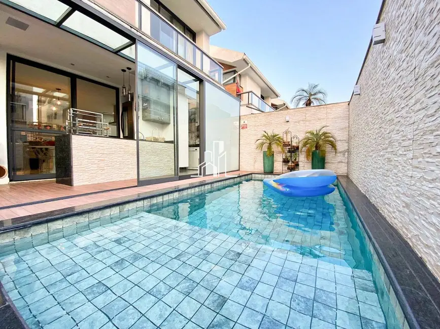 Casa de Condomínio com 4 quartos à venda, 192m2 em Recreio dos Bandeirantes, Rio De Janeiro - RJ - imagem 2 Foto 2 de Casa de Condomínio com 4 quartos à venda, 192m2 em Recreio dos Bandeirantes, Rio De Janeiro - RJ