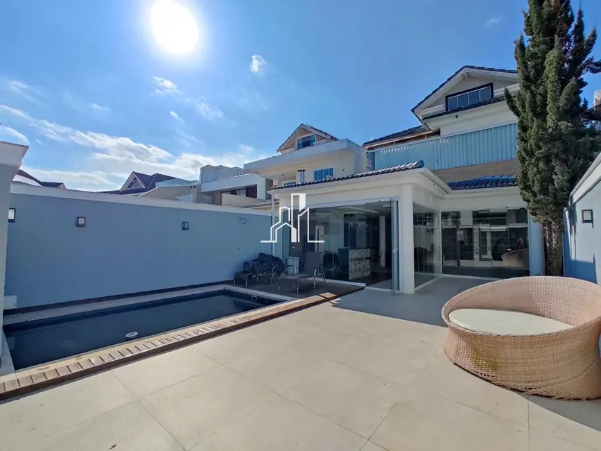 Casa de Condomínio com 5 quartos à venda, 282m2 em Recreio dos Bandeirantes, Rio De Janeiro - RJ - imagem 3 Foto 3 de Casa de Condomínio com 5 quartos à venda, 282m2 em Recreio dos Bandeirantes, Rio De Janeiro - RJ