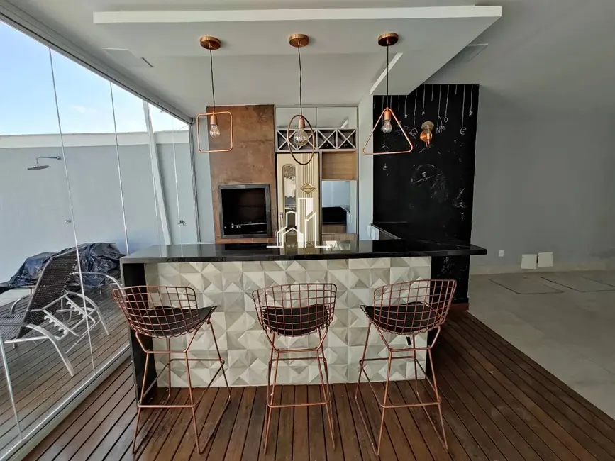 Casa de Condomínio com 5 quartos à venda, 282m2 em Recreio dos Bandeirantes, Rio De Janeiro - RJ - imagem 7 Foto 7 de Casa de Condomínio com 5 quartos à venda, 282m2 em Recreio dos Bandeirantes, Rio De Janeiro - RJ