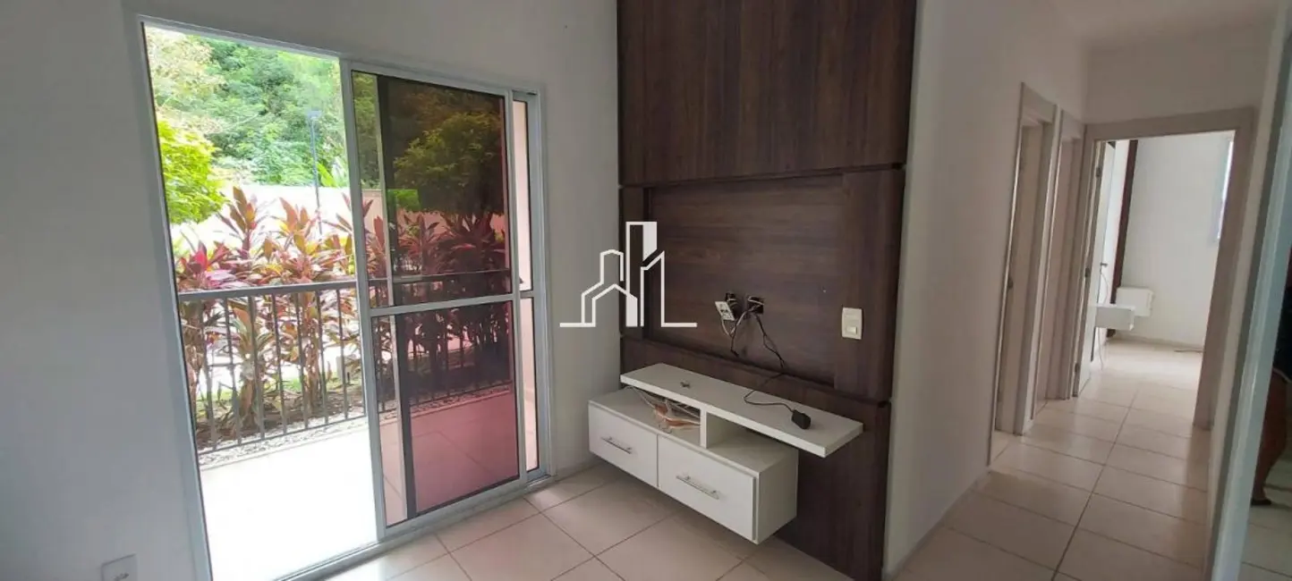 Foto 3 de Apartamento com 3 quartos para alugar, 68m2 em Camorim, Rio De Janeiro - RJ