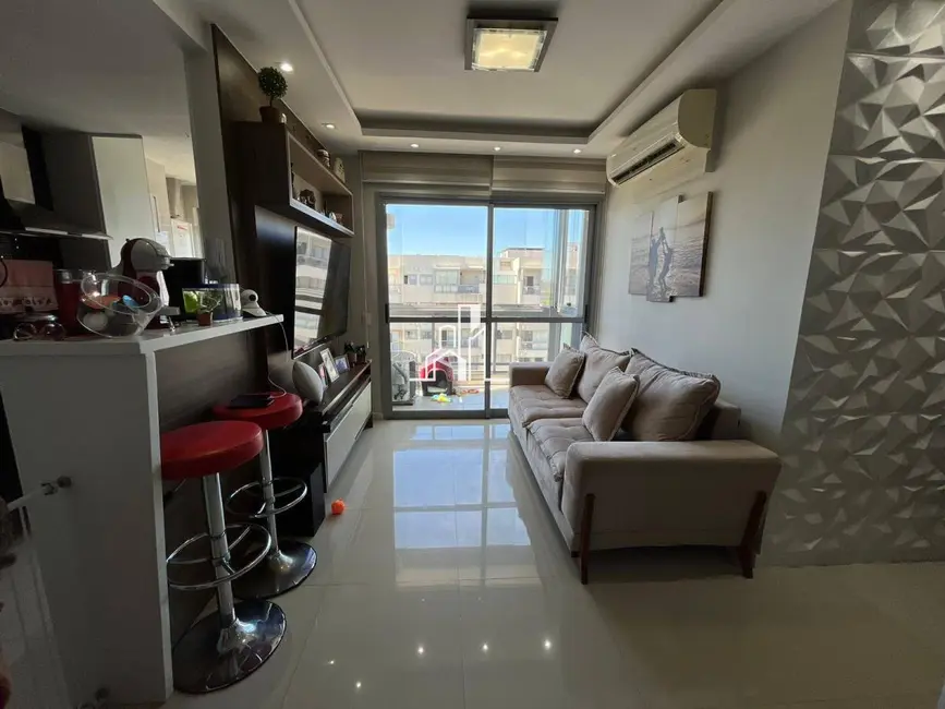 Cobertura com 2 quartos para alugar, 125m2 em Recreio dos Bandeirantes, Rio De Janeiro - RJ - imagem 3 Foto 3 de Cobertura com 2 quartos para alugar, 125m2 em Recreio dos Bandeirantes, Rio De Janeiro - RJ