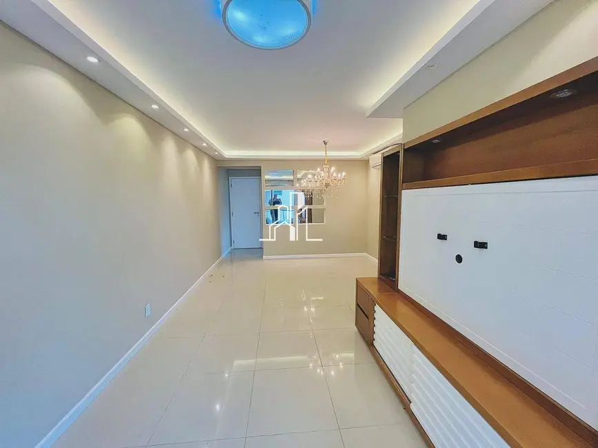 Apartamento com 3 quartos para alugar, 91m2 em Recreio dos Bandeirantes, Rio De Janeiro - RJ - imagem 4 Foto 4 de Apartamento com 3 quartos para alugar, 91m2 em Recreio dos Bandeirantes, Rio De Janeiro - RJ